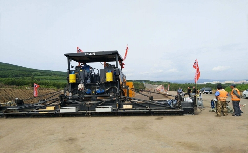 濟(jì)南攤鋪機(jī)租賃,濟(jì)南路面攤鋪施工